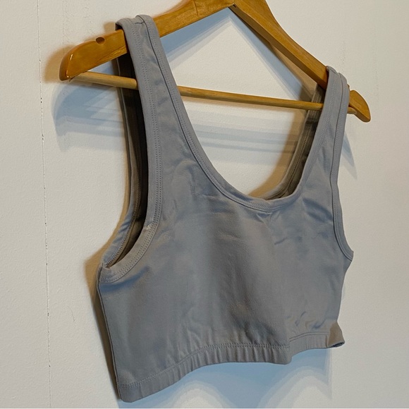 BRAND NEW Annagail Simone Bra / Crop Top - never worn. Size medium. Powder Blue - Picture 5 of 5